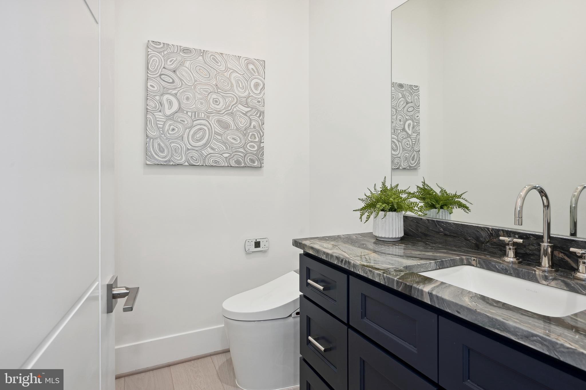 1124 Ormond Court McLean, VA 22101 - Photo 30 of 81