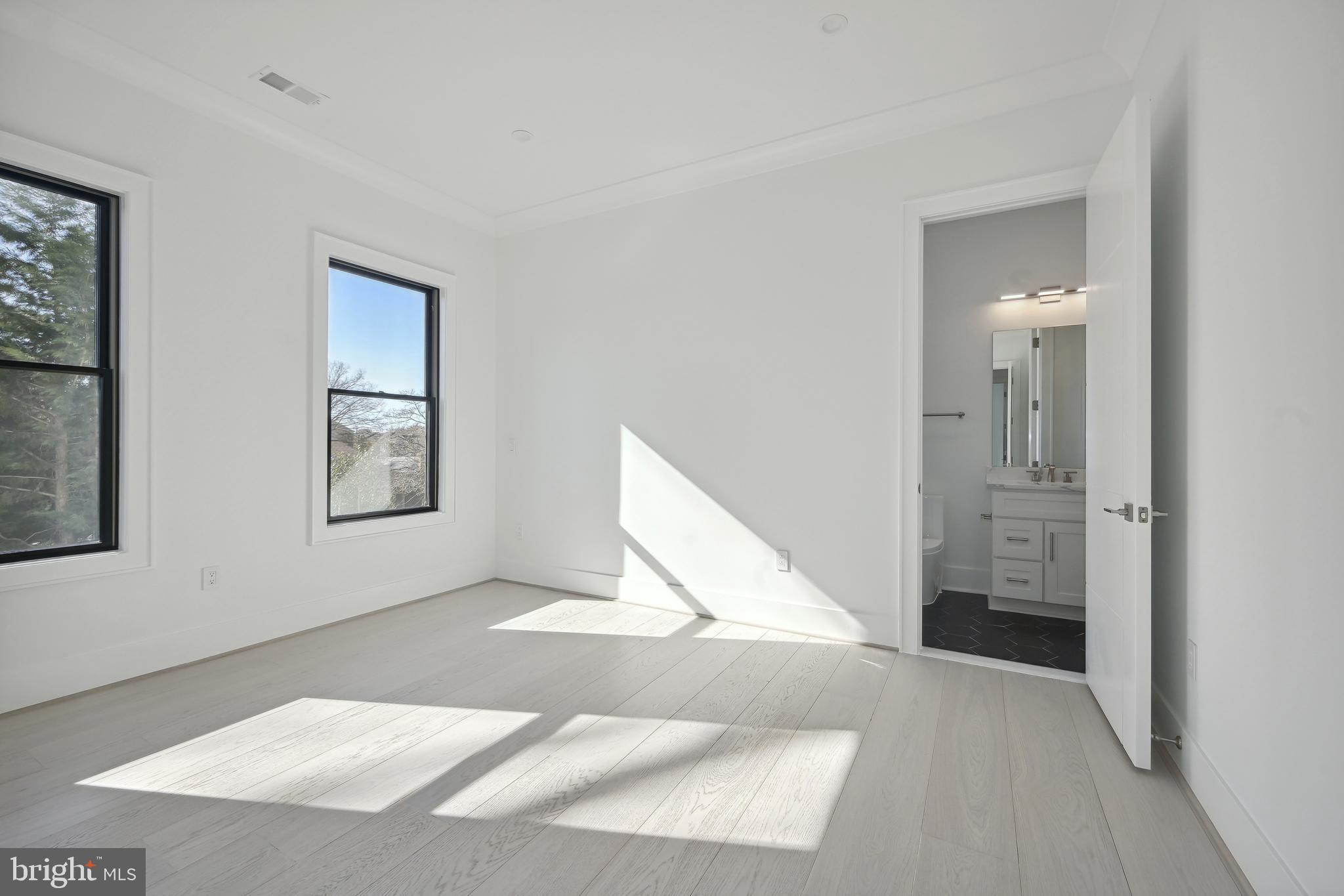 1124 Ormond Court McLean, VA 22101 - Photo 51 of 81