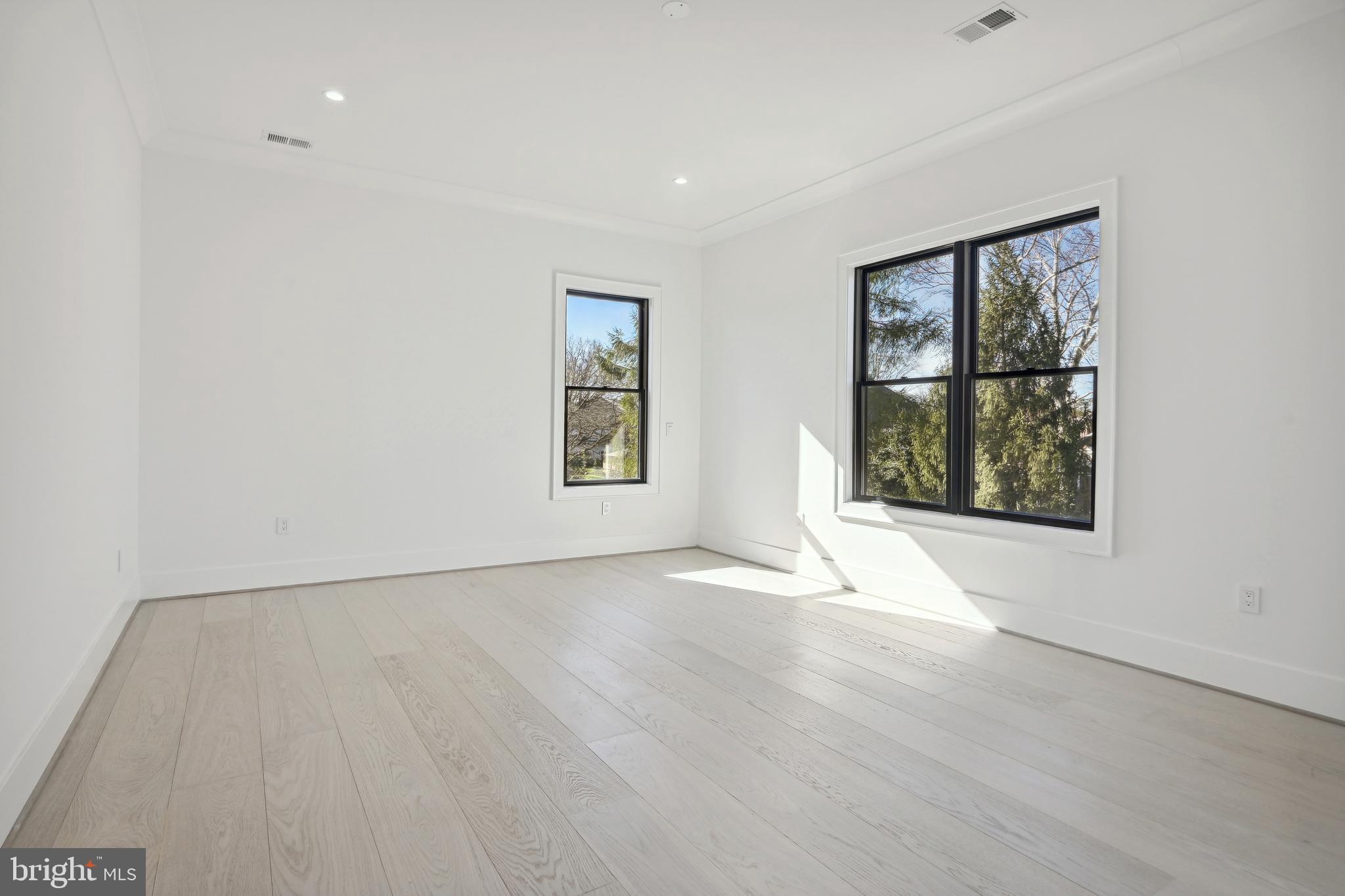 1124 Ormond Court McLean, VA 22101 - Photo 53 of 81