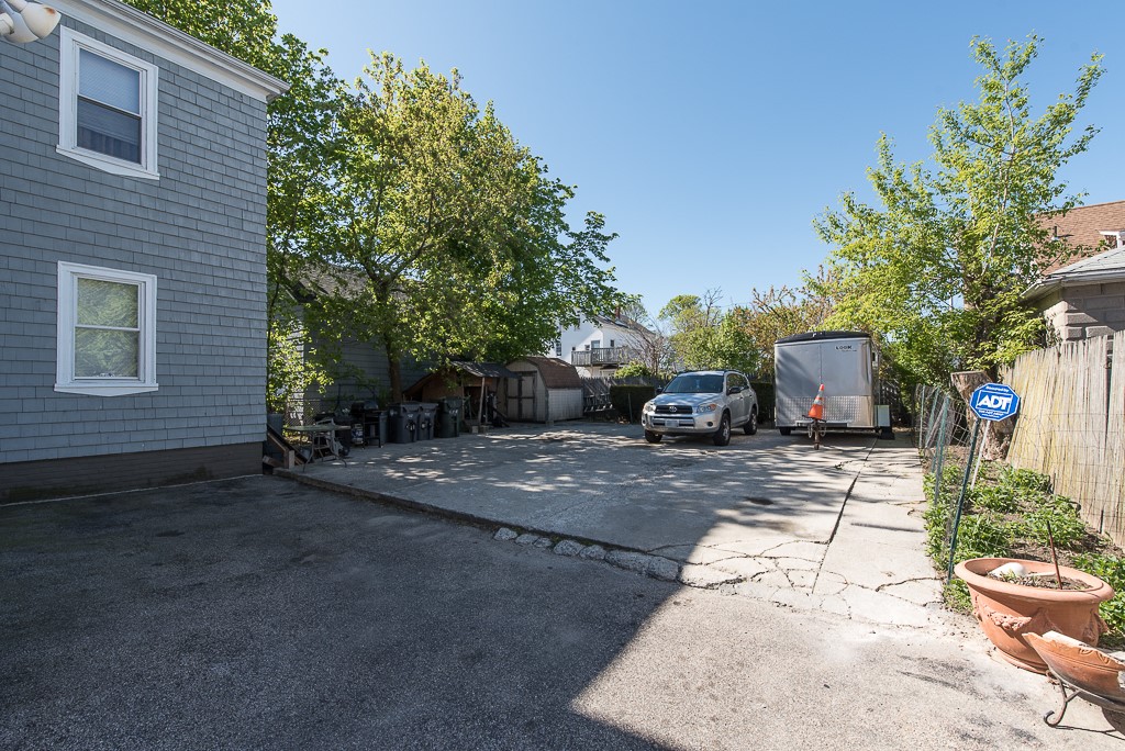 149 Laban Street Providence, RI 02909 - Photo 3 of 39