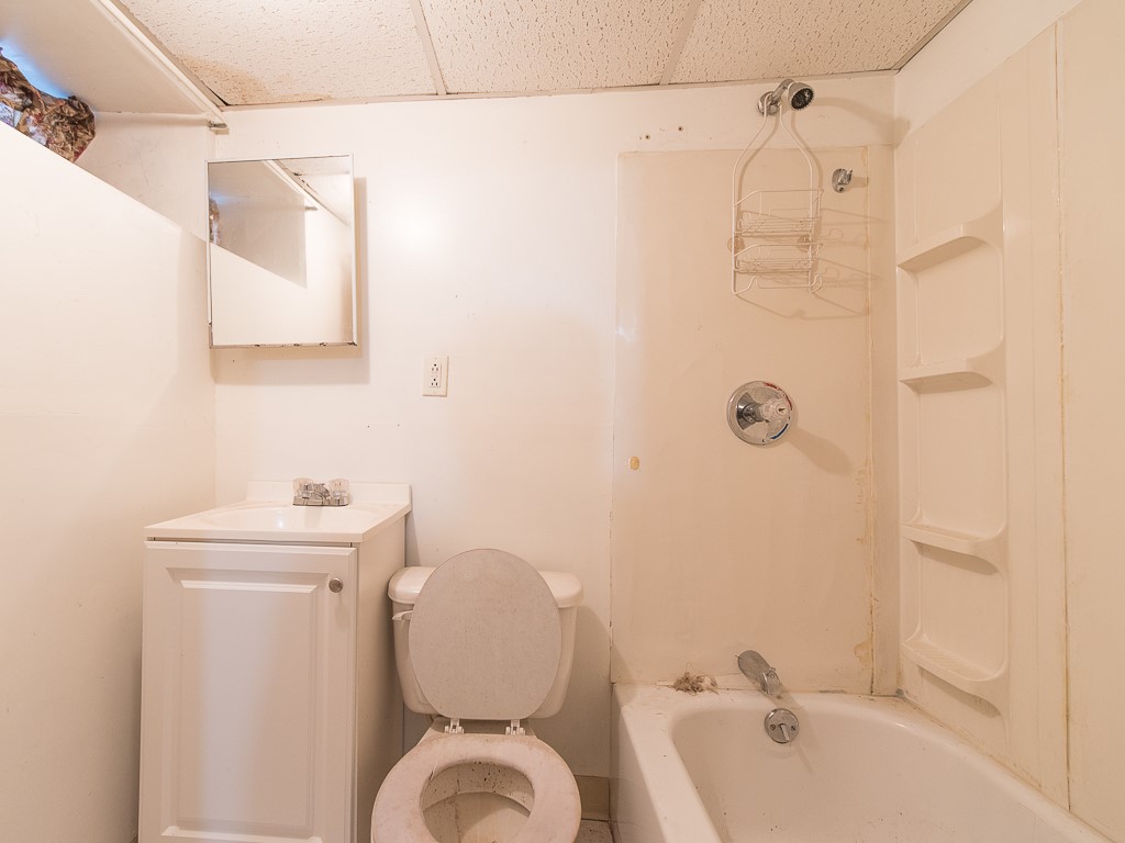 149 Laban Street Providence, RI 02909 - Photo 33 of 39