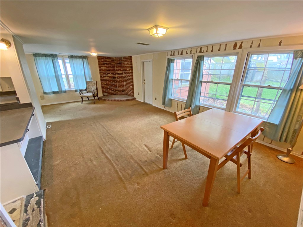 805 South Landing Road North Brighton, NY 14610 - Photo 13 of 34