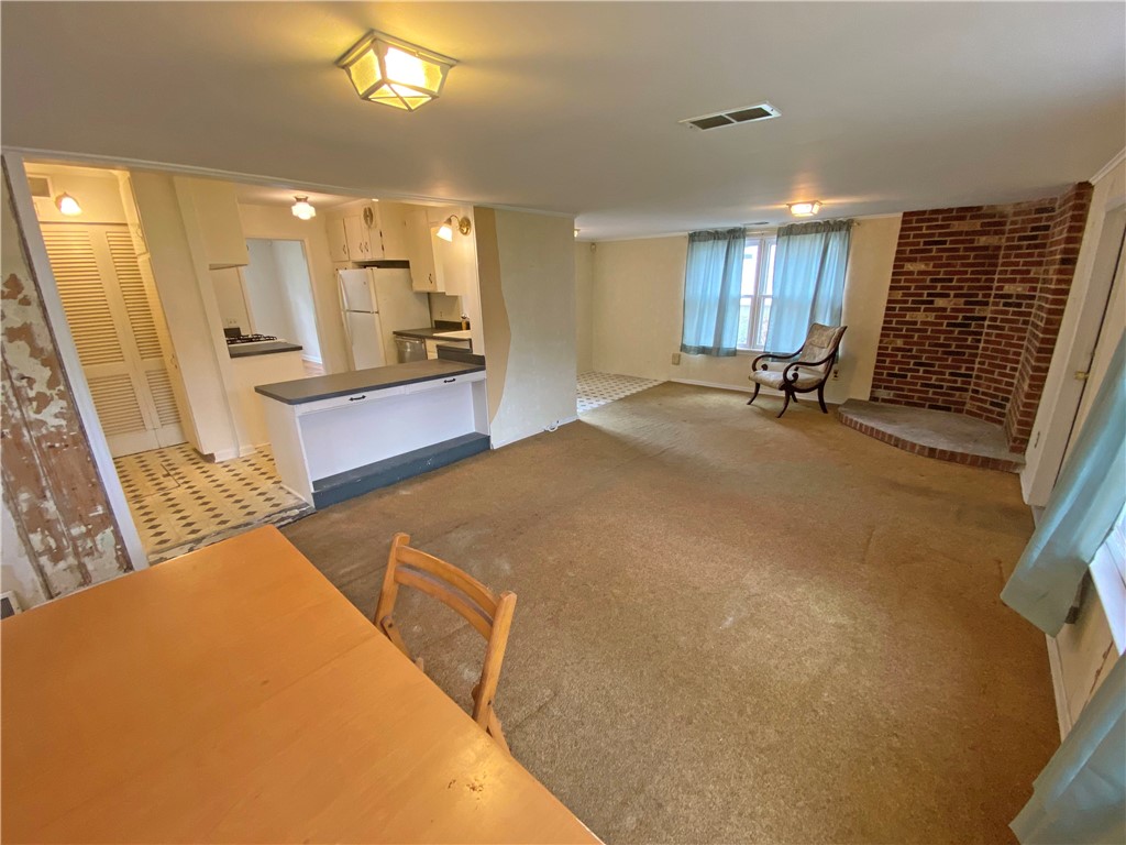 805 South Landing Road North Brighton, NY 14610 - Photo 15 of 34