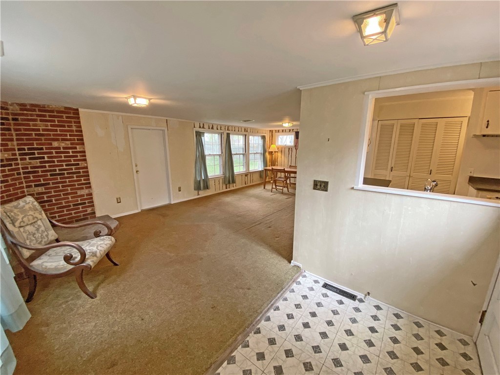 805 South Landing Road North Brighton, NY 14610 - Photo 18 of 34