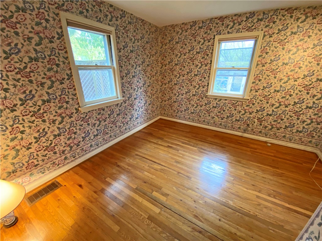 805 South Landing Road North Brighton, NY 14610 - Photo 20 of 34