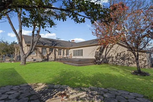 $1,250 | 919 North 11th Street, Temple, TX 76501