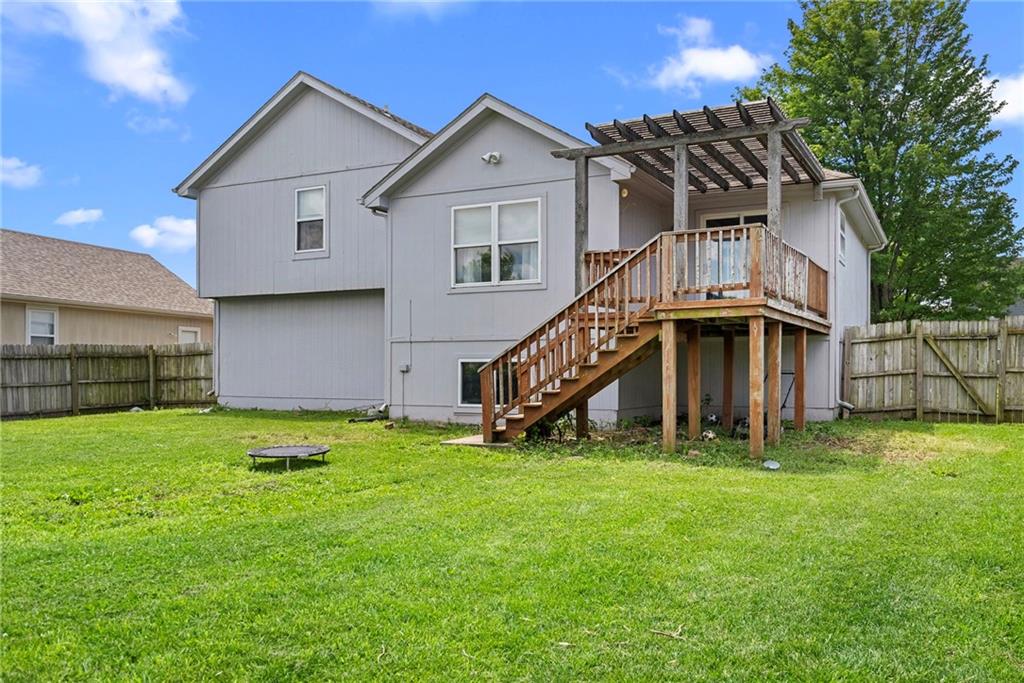 920 East Pumpkin Ridge Gardner, KS 66030 - Photo 25 of 28