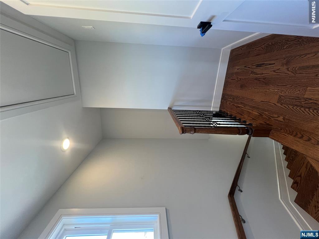 48 Tuttle Street Wallington, NJ 07057 - Photo 13 of 17