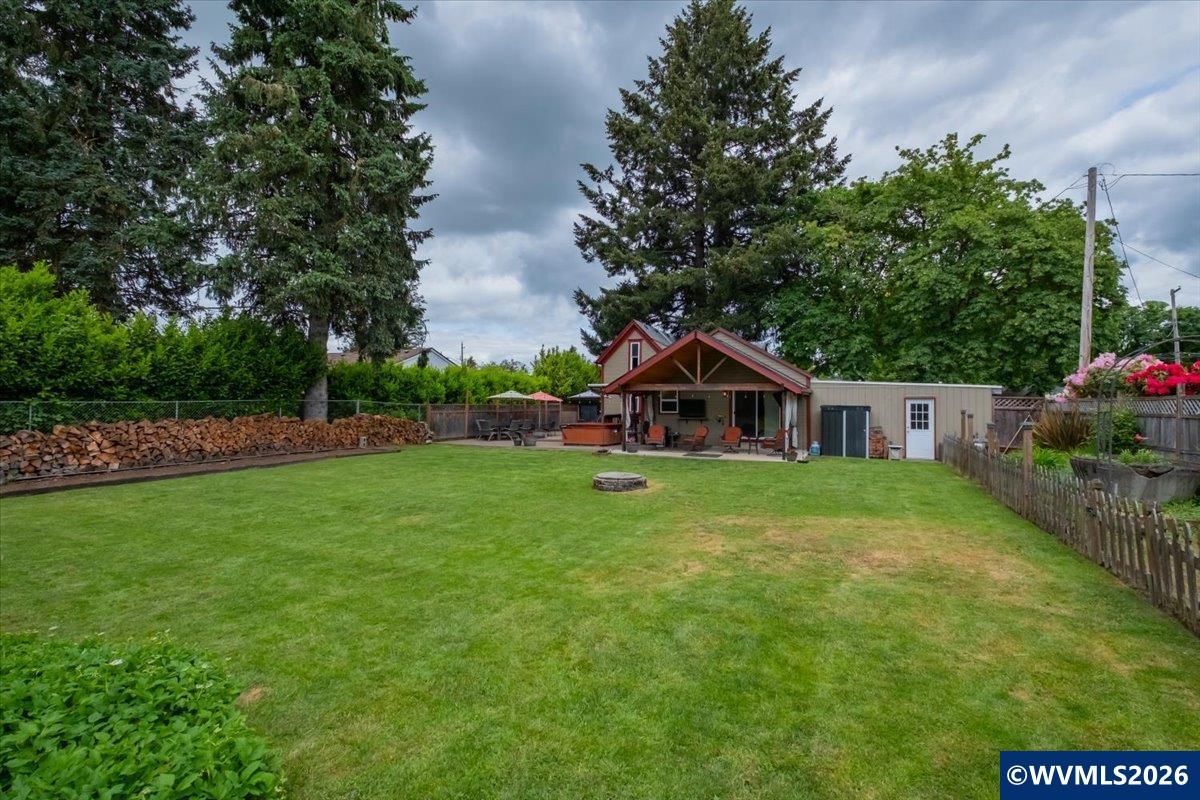 626 East Isabella Street Lebanon, OR 97355 - Photo 35 of 38