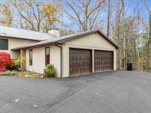 $392,300 | 1761 Cafferty Hill Road, Endicott, NY 13760