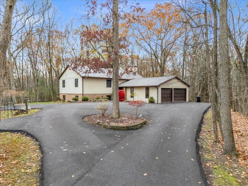 1761 Cafferty Hill Road Endicott, NY 13760 - Photo 4 of 50