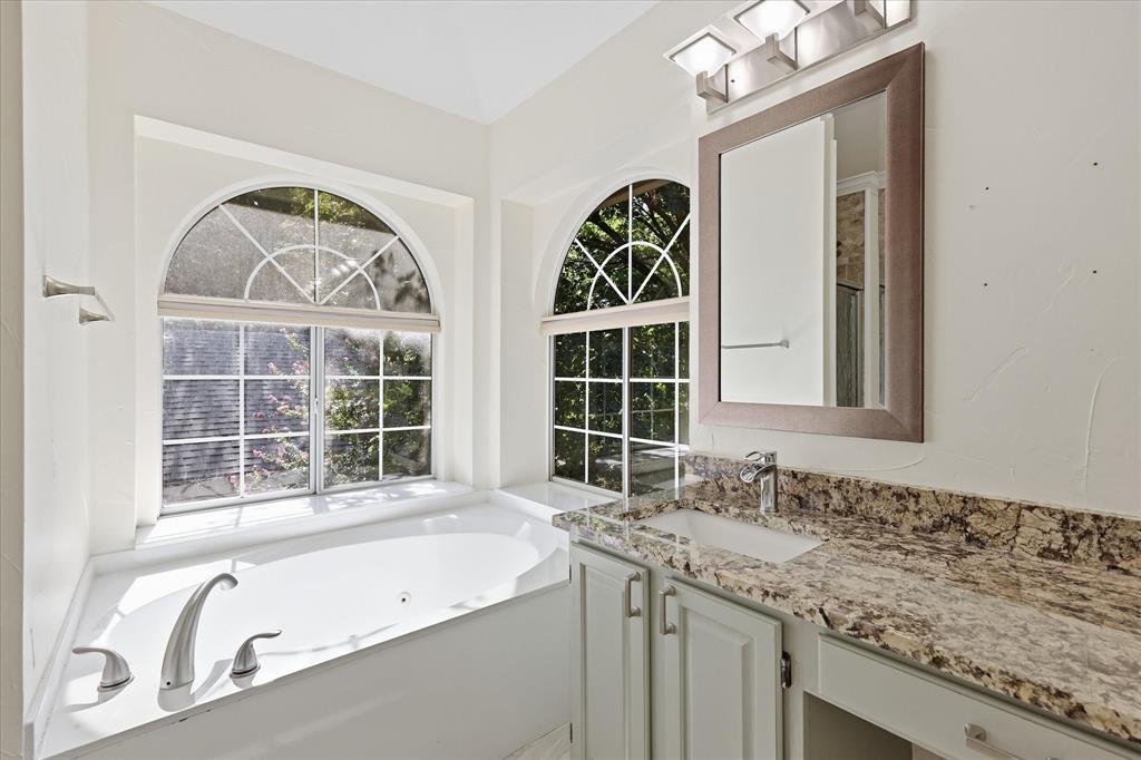 1409 Rider Circle Grapevine, TX 76051 - Photo 24 of 40 Gallery Image 24