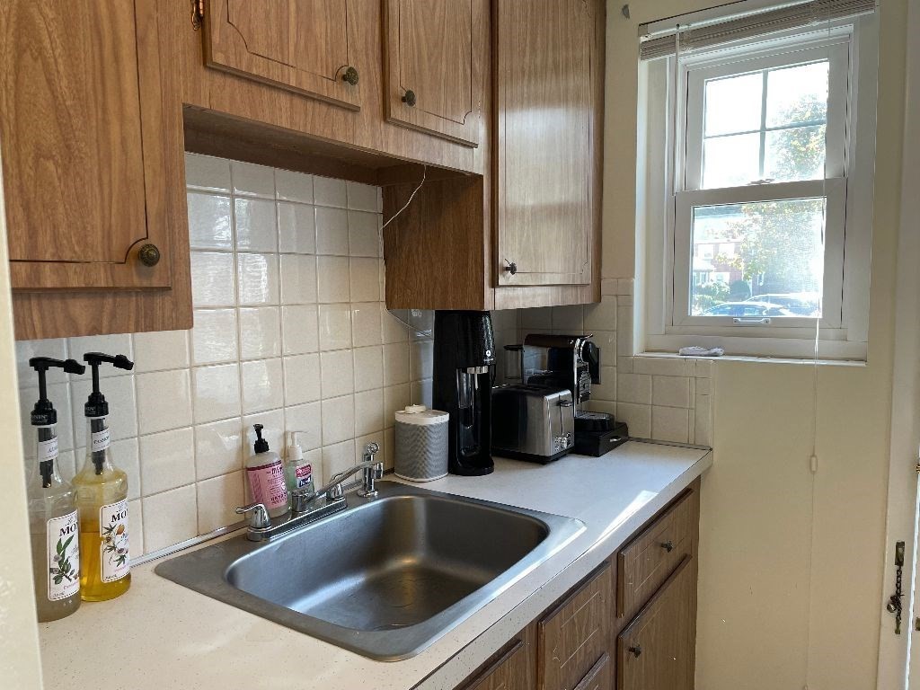 68 Emerson Gardens Road, Unit 68 Lexington, MA 02420 - Photo 7 of 17