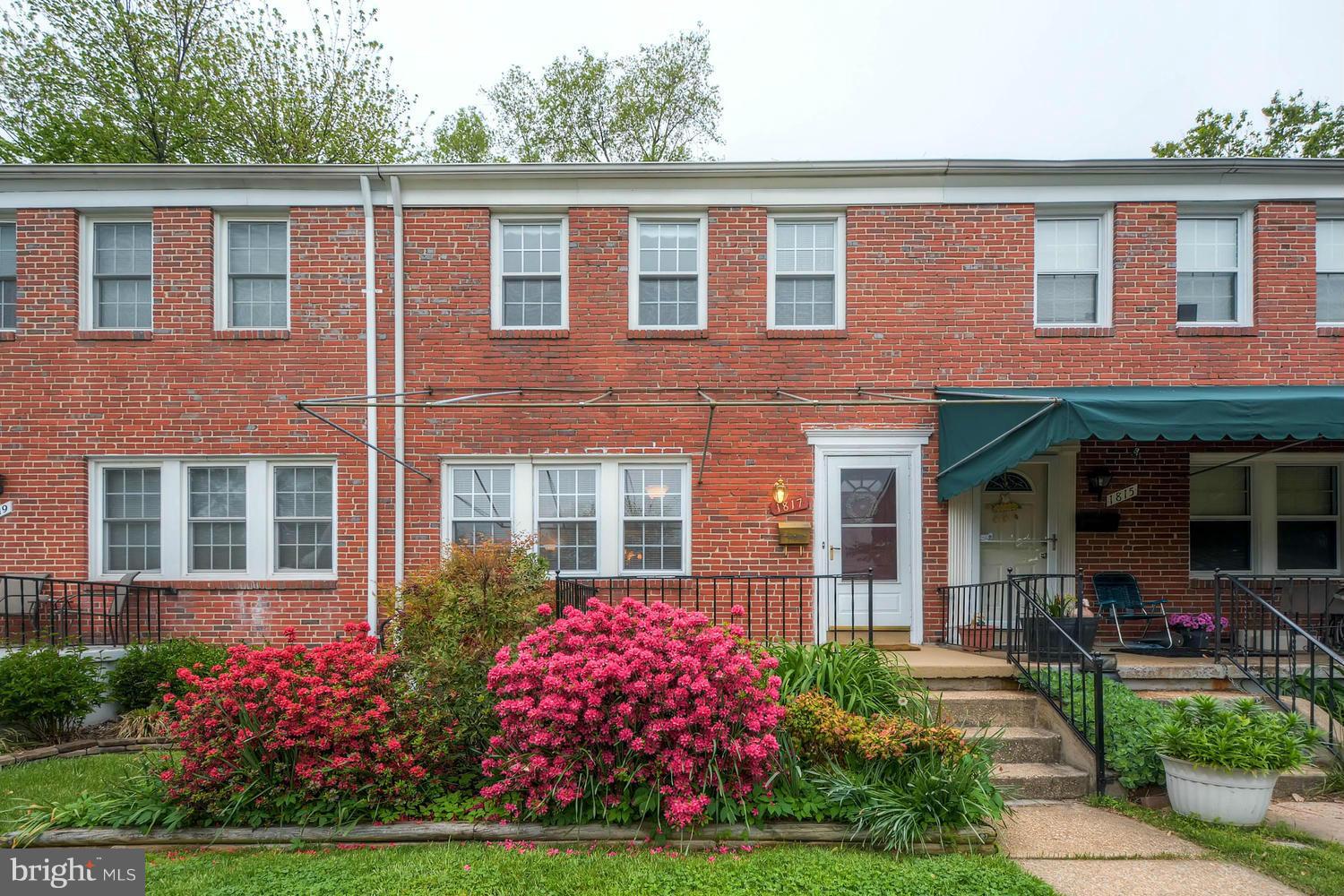 1817 Glen Ridge Road Parkville, MD 21286 - Photo 2 of 30 Front and rear covered awnings included