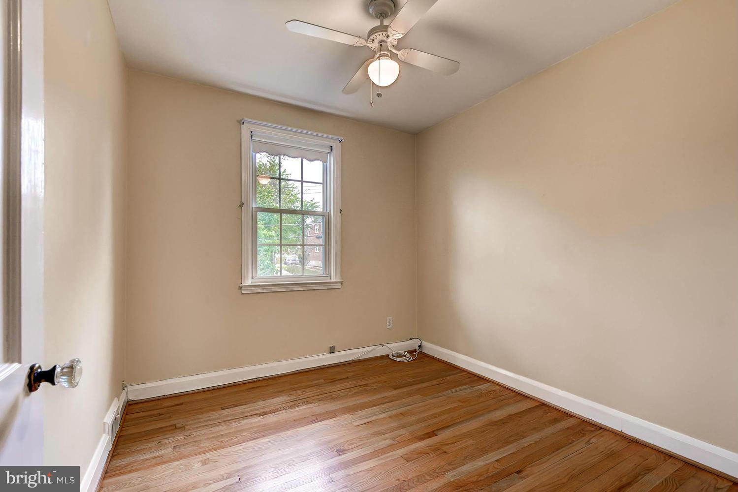1817 Glen Ridge Road Parkville, MD 21286 - Photo 16 of 30 3rd Bedroom has lighted ceiling fan