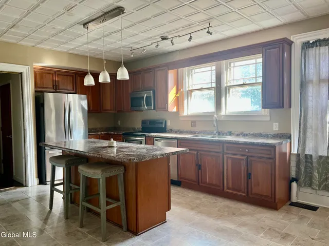 $299,000 | 2 Quaker Street, Granville, NY 12832