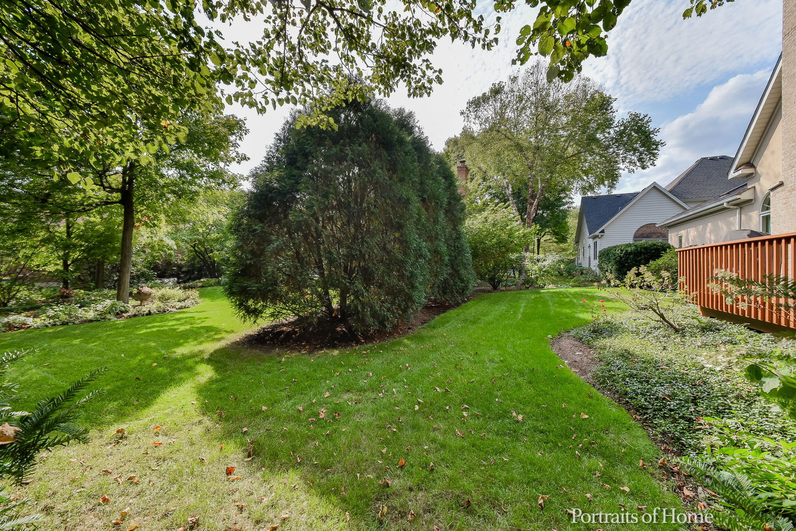 674 East Gartner Road Naperville, IL 60540 - Photo 35 of 36 a view of a yard with a tree