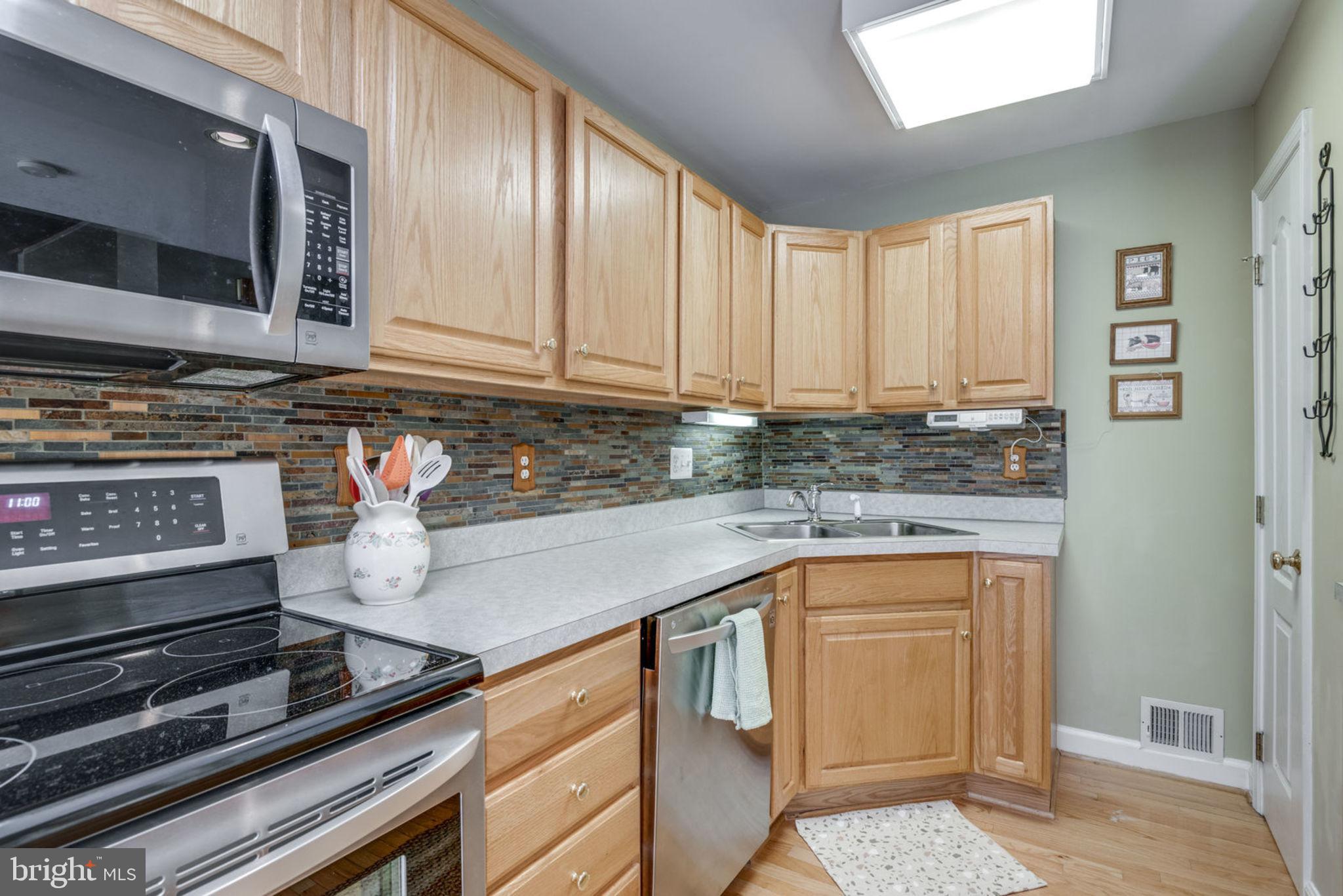 119 Rivanna Terrace Southwest Leesburg, VA 20175 - Photo 12 of 42 Gallery Image 12