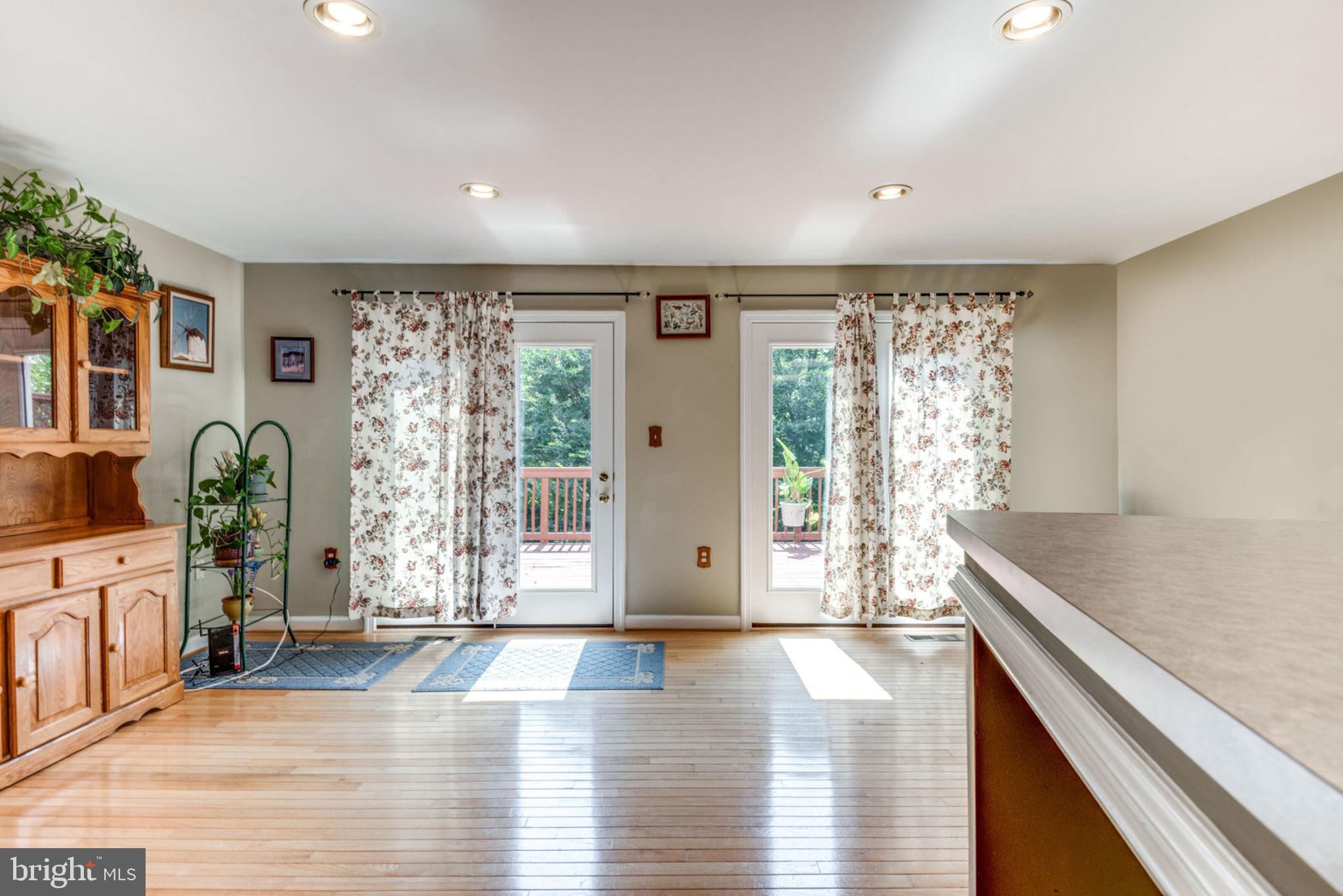 119 Rivanna Terrace Southwest Leesburg, VA 20175 - Photo 7 of 42 Gallery Image 7