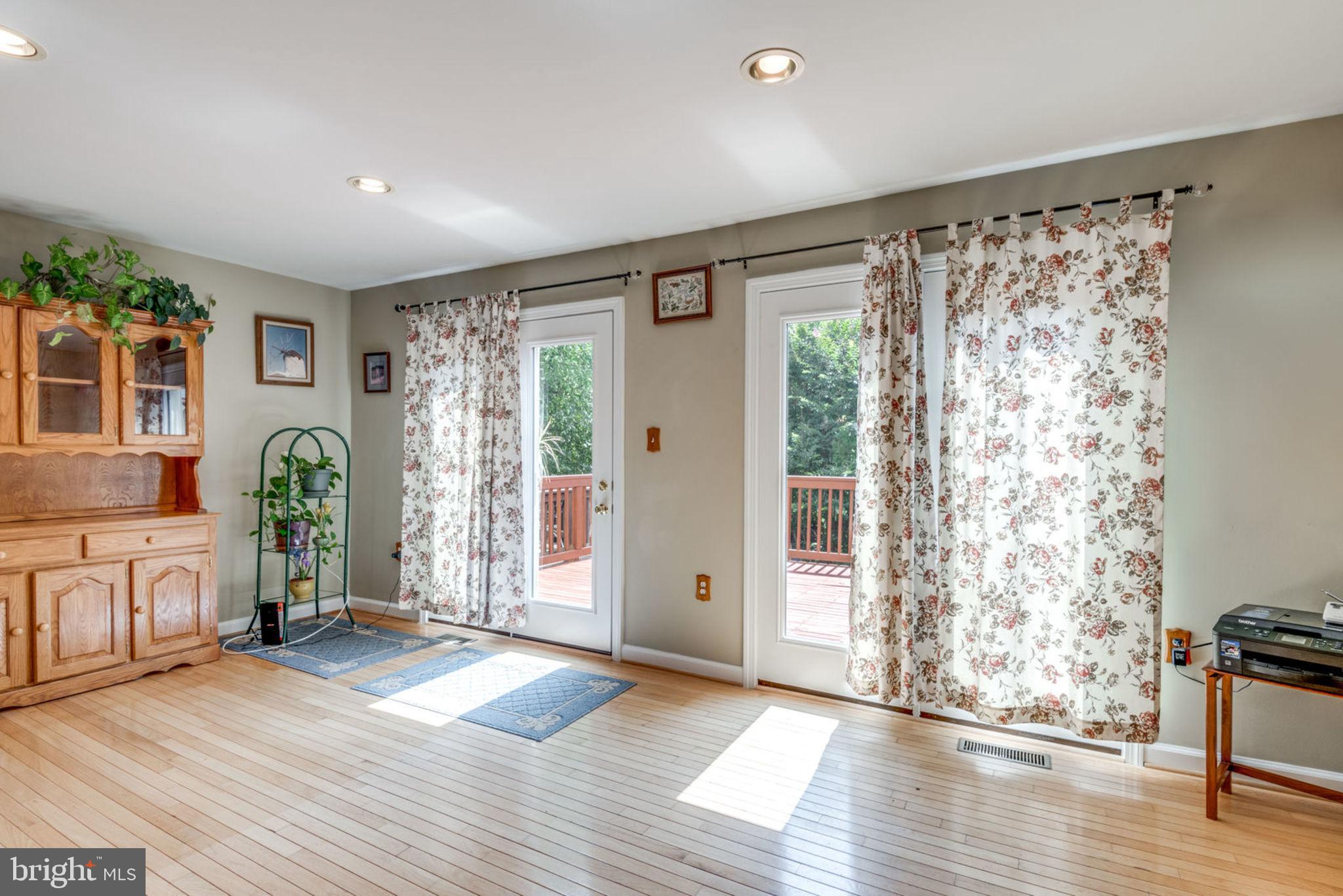 119 Rivanna Terrace Southwest Leesburg, VA 20175 - Photo 10 of 42 Gallery Image 10