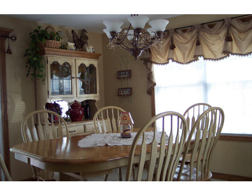 11 Calley Street Springfield, MA 01129 - Photo 8 of 21