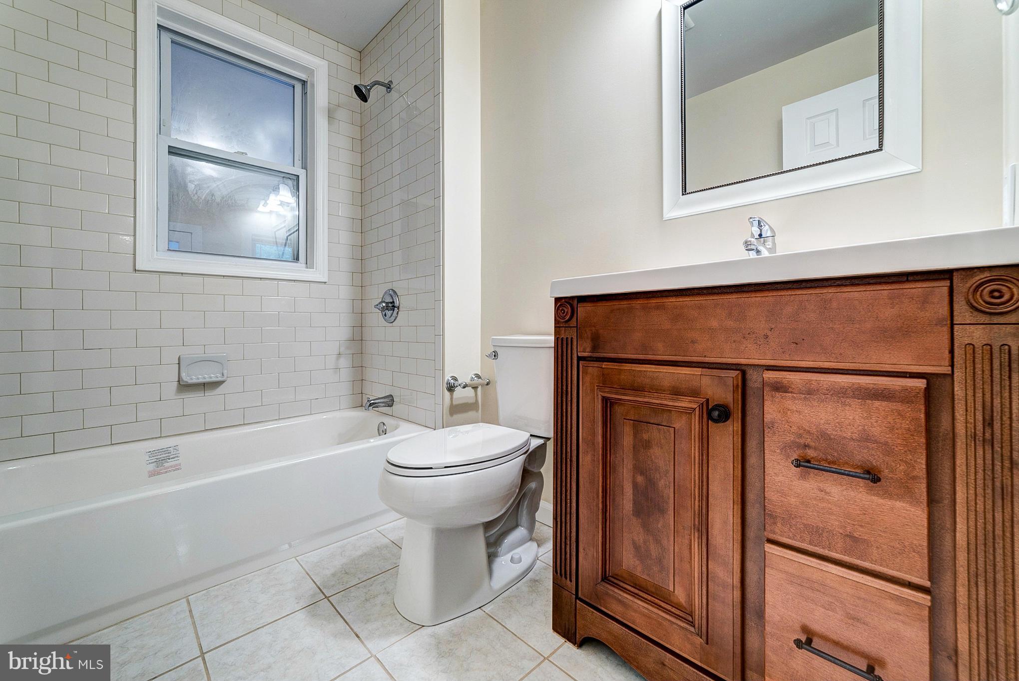 117 Sollers Point Road Baltimore, MD 21222 - Photo 20 of 30 Bath
