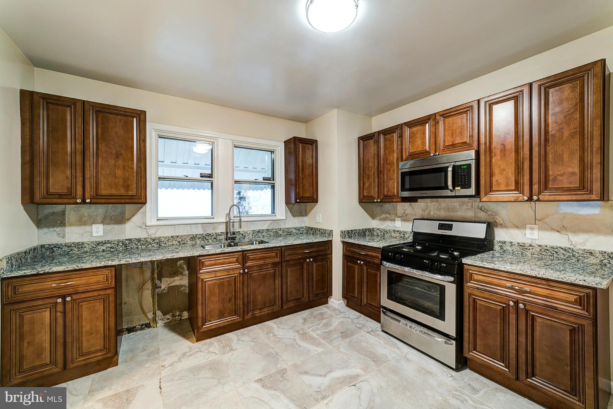 117 Sollers Point Road Baltimore, MD 21222 - Photo 10 of 30 Kitchen