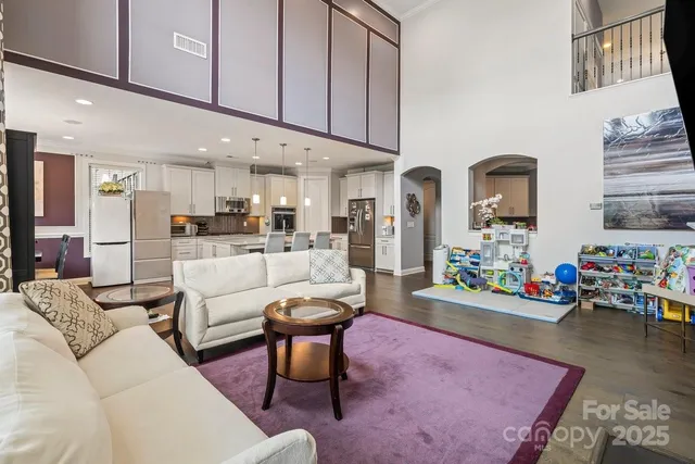 $1,050,000 | 8514 Ellington Park Drive, Charlotte, NC 28277