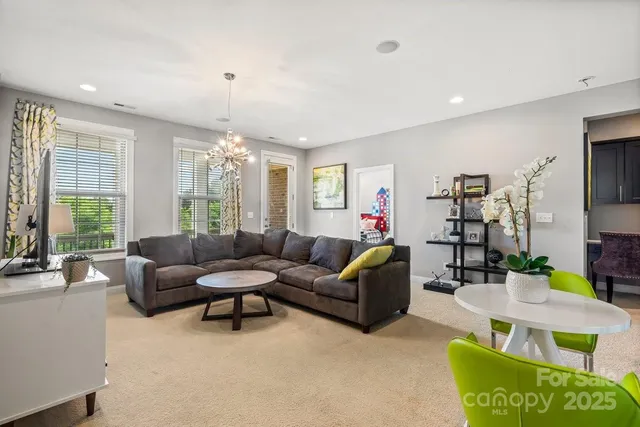 $1,050,000 | 8514 Ellington Park Drive, Charlotte, NC 28277