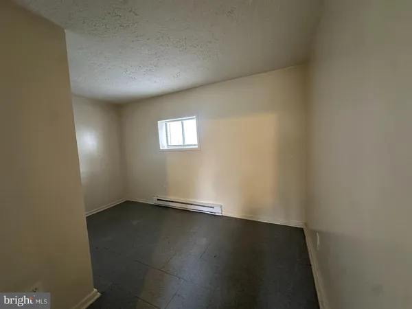 $1,200 | 434 North Kent Street, Unit 4, Winchester, VA 22601