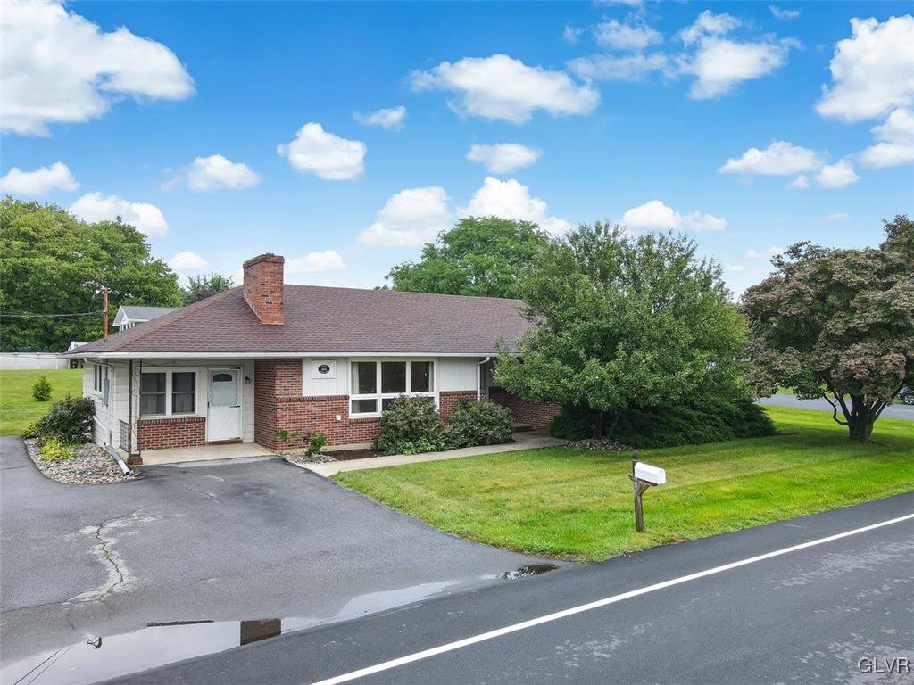 4484 Steuben Road Bethlehem, PA 18020 - Photo 2 of 42 Gallery Image 2