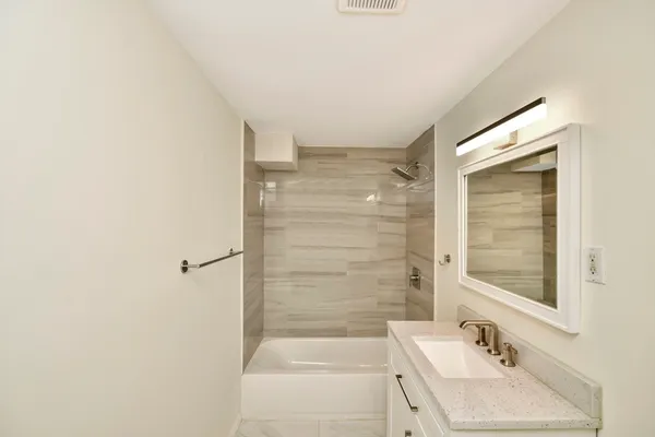 $3,400 | 287 Harvard Street, Unit 29, Cambridge, MA 02139