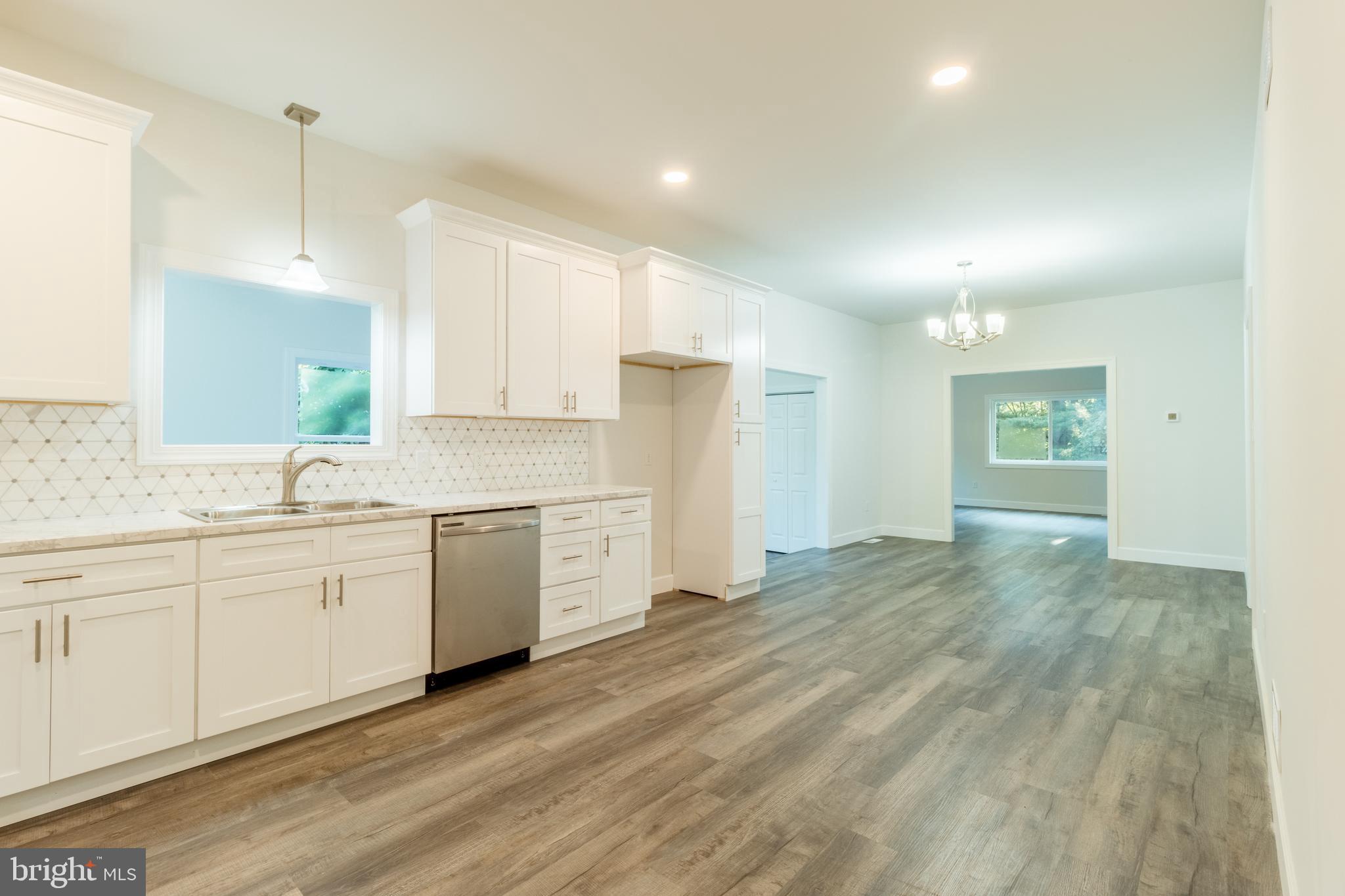 498 Wade Road St. Clair, PA 17970 - Photo 5 of 37 Gallery Image 5