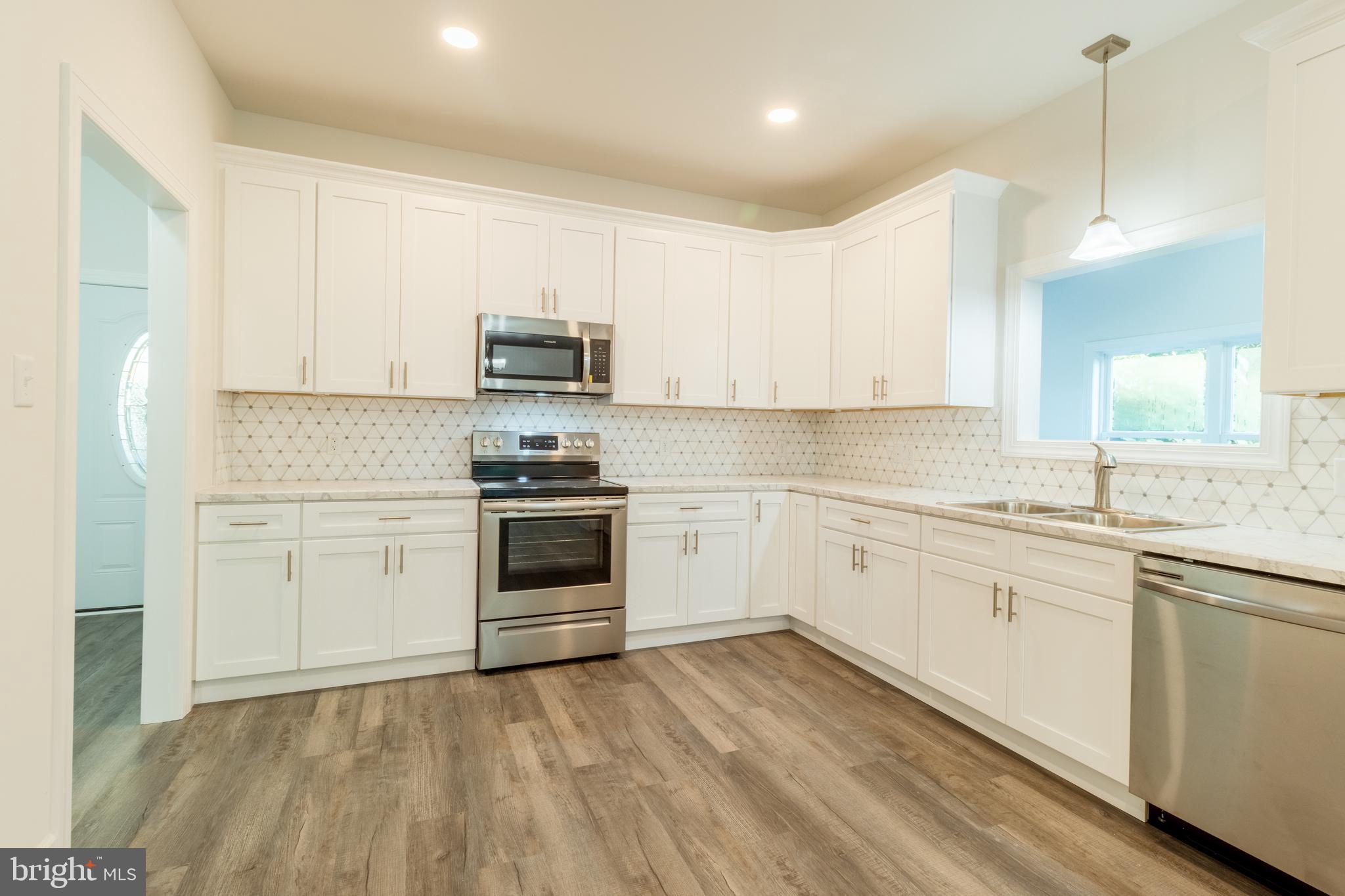 498 Wade Road St. Clair, PA 17970 - Photo 7 of 37 Gallery Image 7