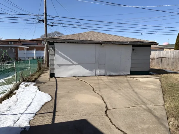 $117,000 | 354 Calhoun Avenue, Calumet City, IL 60409