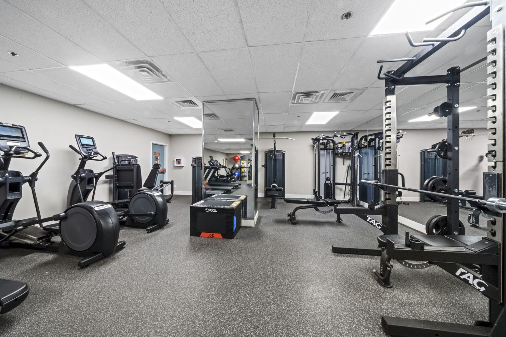 40 East 9th Street, Unit 402 Chicago, IL 60605 - Photo 22 of 24 a view of a room with gym equipment