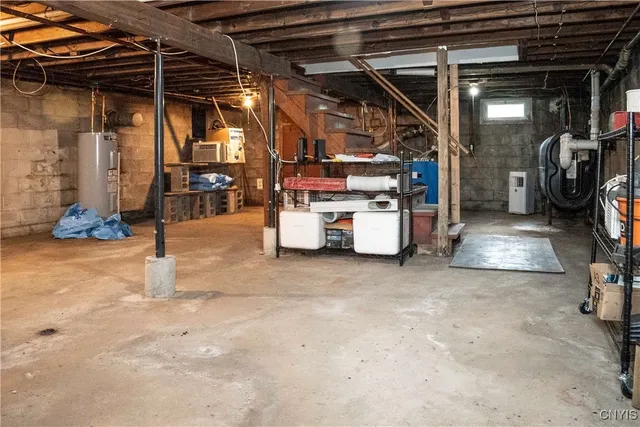 $300,000 | 8762 Grange Hill Road, Paris, NY 13456