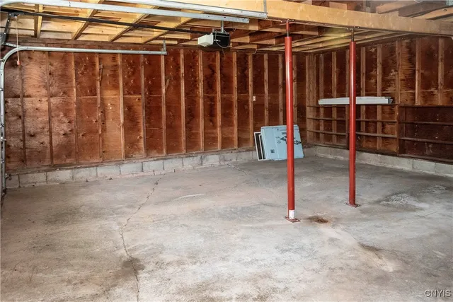 $300,000 | 8762 Grange Hill Road, Paris, NY 13456