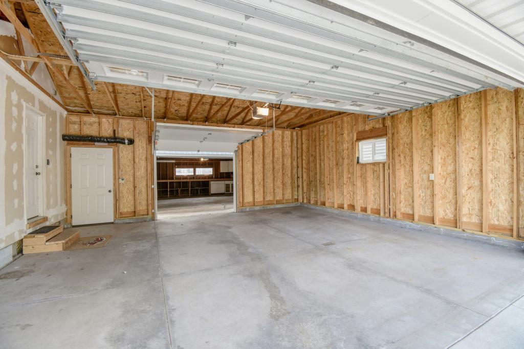 2904 Sheldon Street Roseville, MN 55113 - Photo 29 of 31