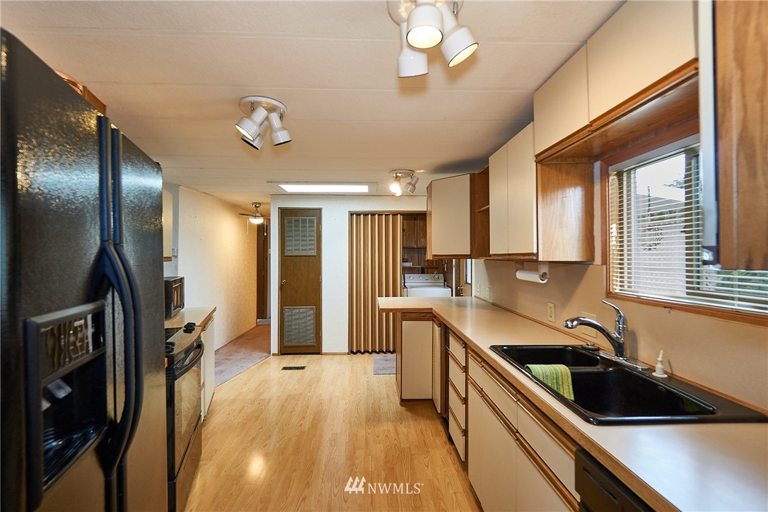 201 Union Avenue Southeast, Unit 127 Renton, WA 98059 - Photo 10 of 17 Gallery Image 10