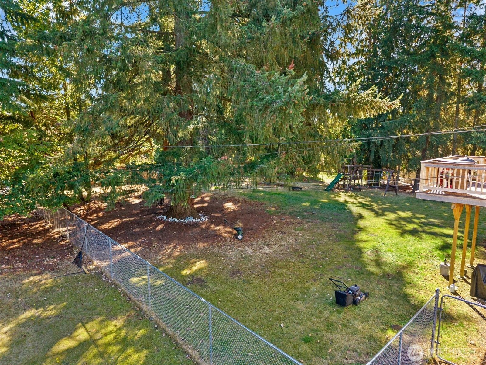 1908 Oak Road Lynnwood, WA 98087 - Photo 36 of 40 Gallery Image 36