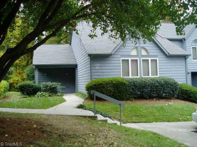 206 South Lindell Road Greensboro, NC 27403 - Photo 1 of 7 Exterior Front.