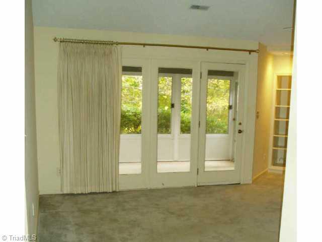 206 South Lindell Road Greensboro, NC 27403 - Photo 3 of 7 Other.