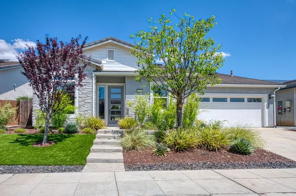 $650,000 | 819 Pinnacle Drive West, Madera, CA 93636