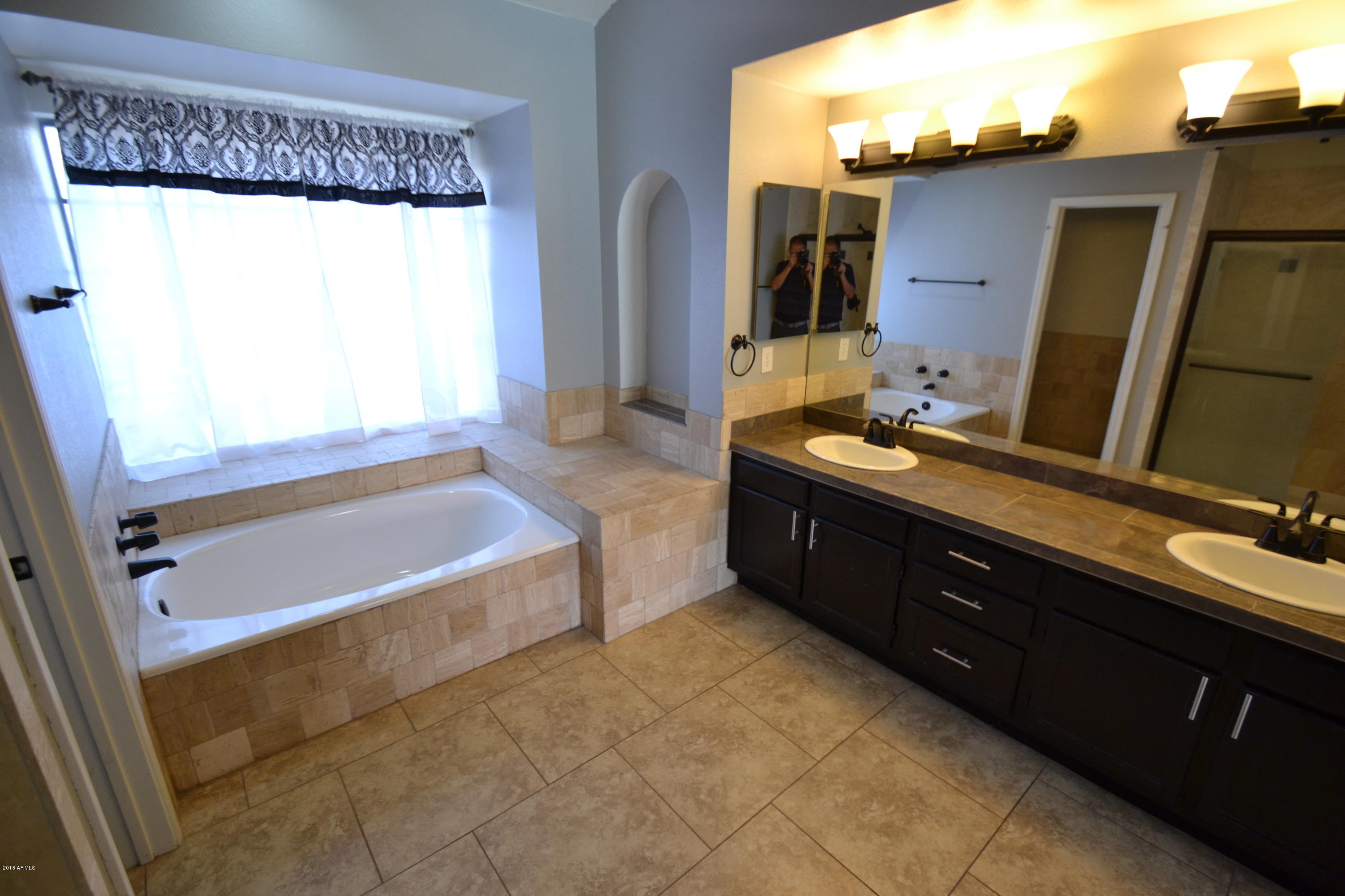 6202 West Grandview Road Glendale, AZ 85306 - Photo 12 of 24 DSC_0440