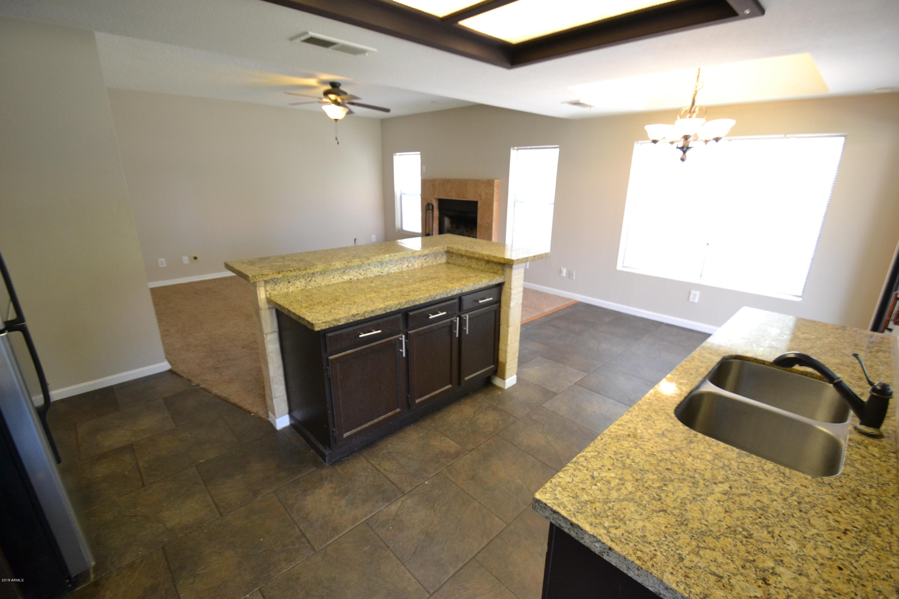 6202 West Grandview Road Glendale, AZ 85306 - Photo 9 of 24 DSC_0420