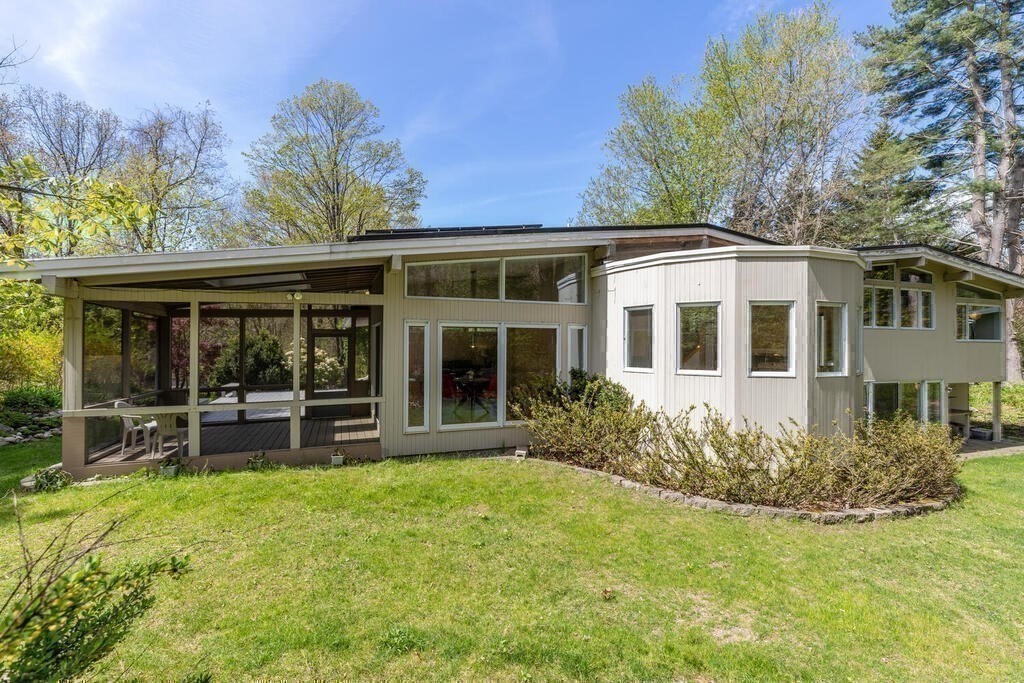 351 North Emerson Road Lexington, MA 02420 - Photo 29 of 30 Gallery Image 29