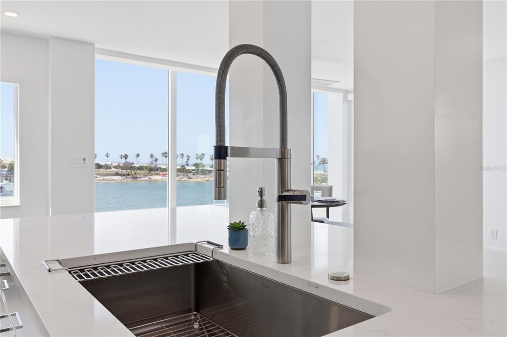 226 Golden Gate Point, Unit 34 Sarasota, FL 34236 - Photo 22 of 50