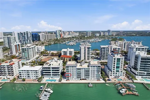 $849,000 | 226 Golden Gate Point, Unit 34, Sarasota, FL 34236