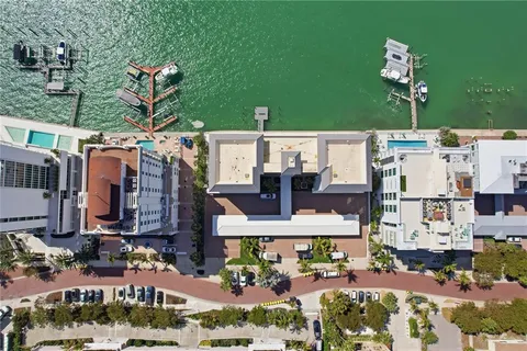 a picture of city view